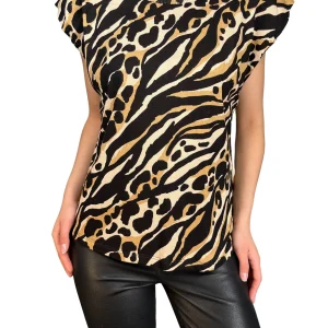 Polera Con Hombreras