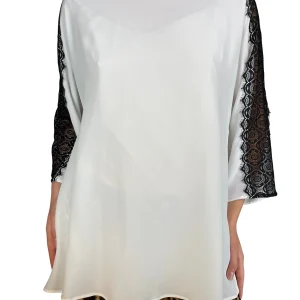 Blusa Detalle Encajes
