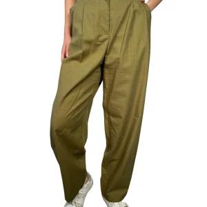 Pantalón Verde Pinzas