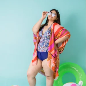 Salida de traje de baño tipo kimono