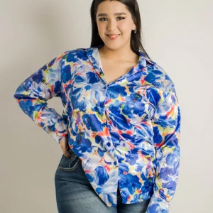 Blusa camisera en satin estampada