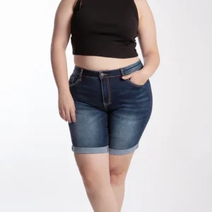 Short biker de mezclilla