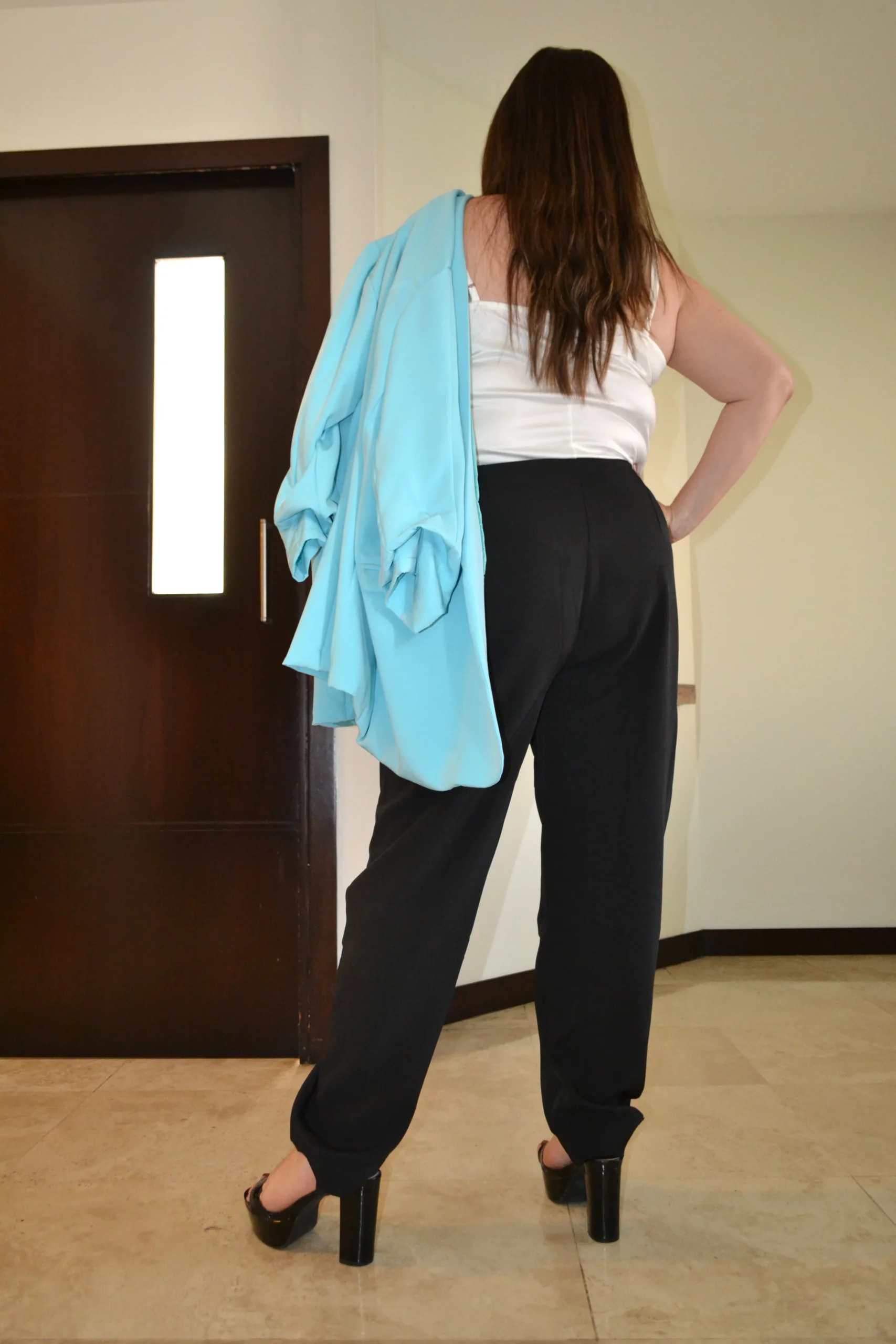 Pantalon vestir recto con costura - Imagen 5