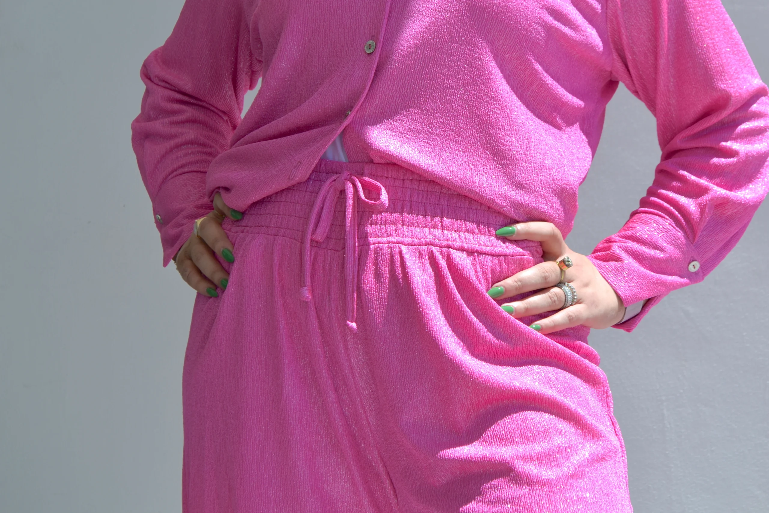 Short moda efecto brilloso - Imagen 3