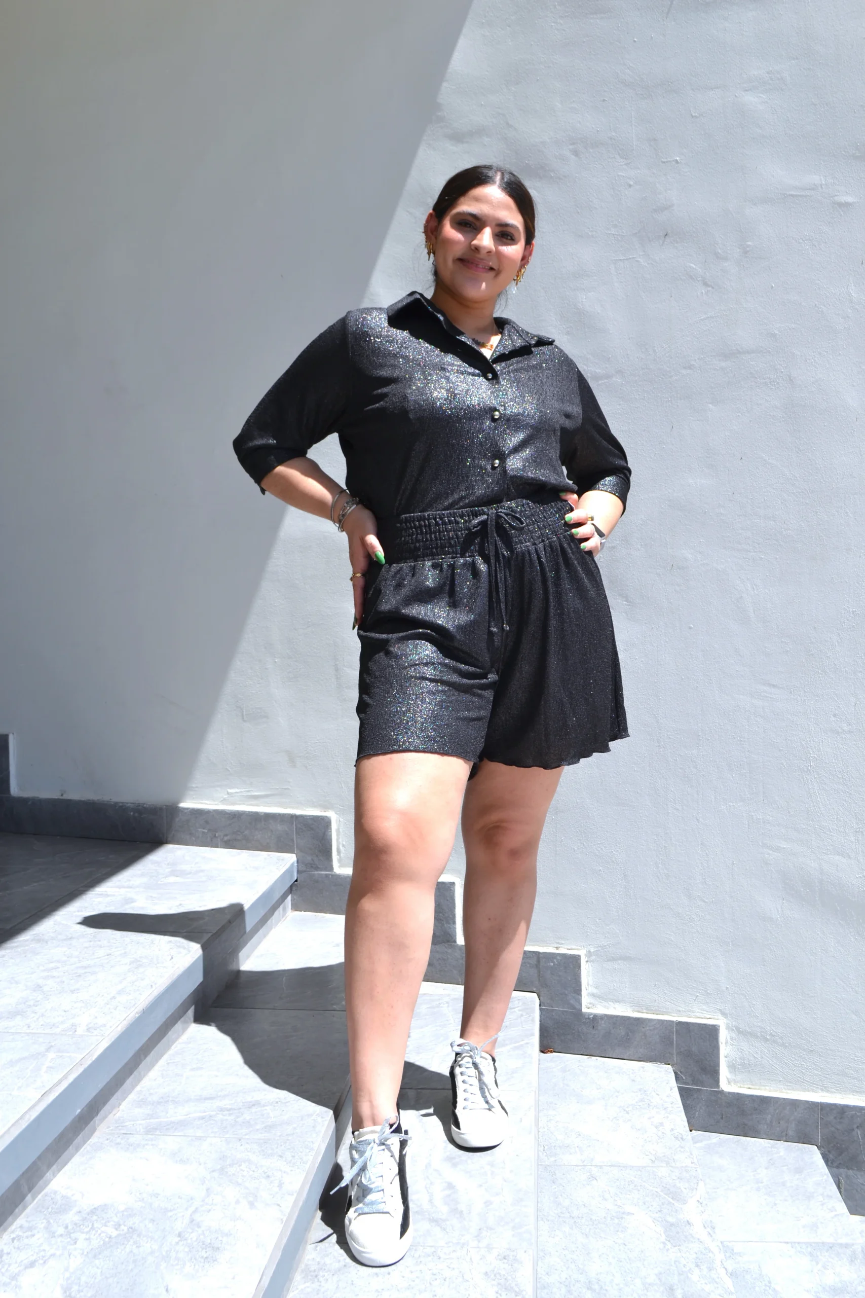 Short moda efecto brilloso - Imagen 4