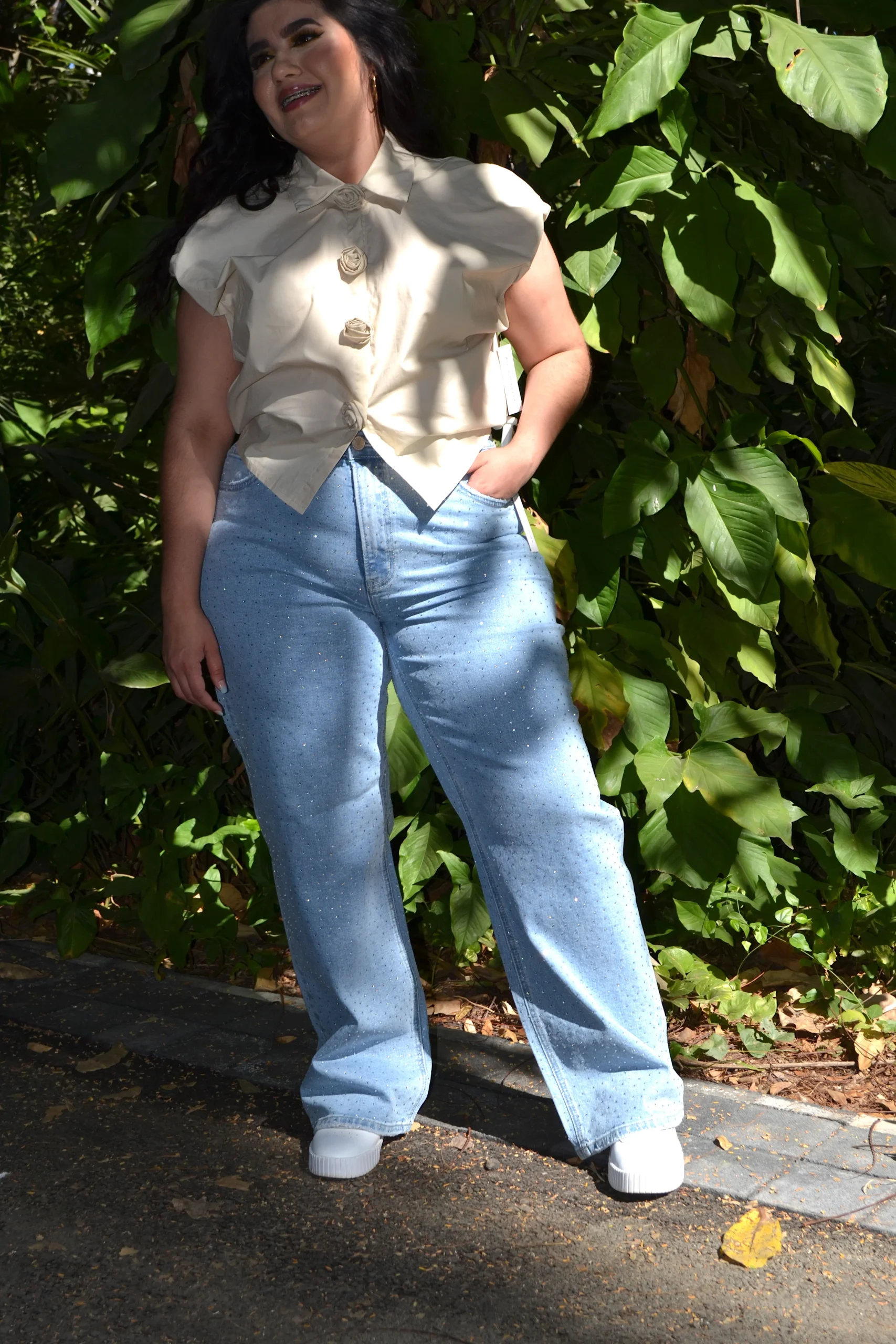 Jeans Wide Con Aplicaciones