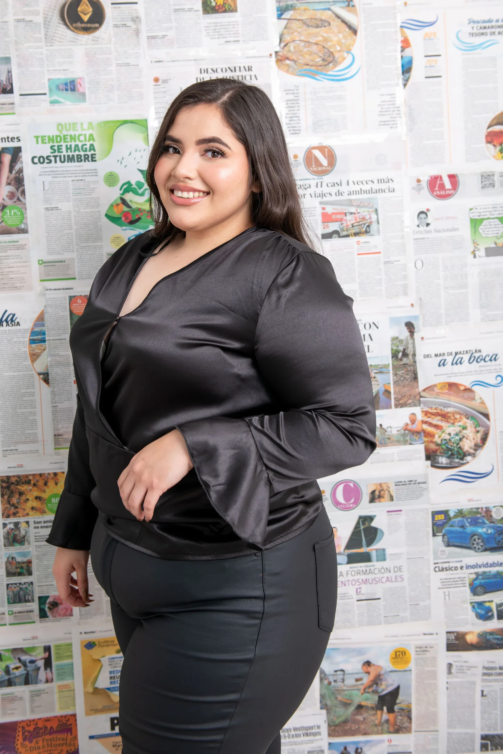 Blusa satin manga campana - Imagen 7