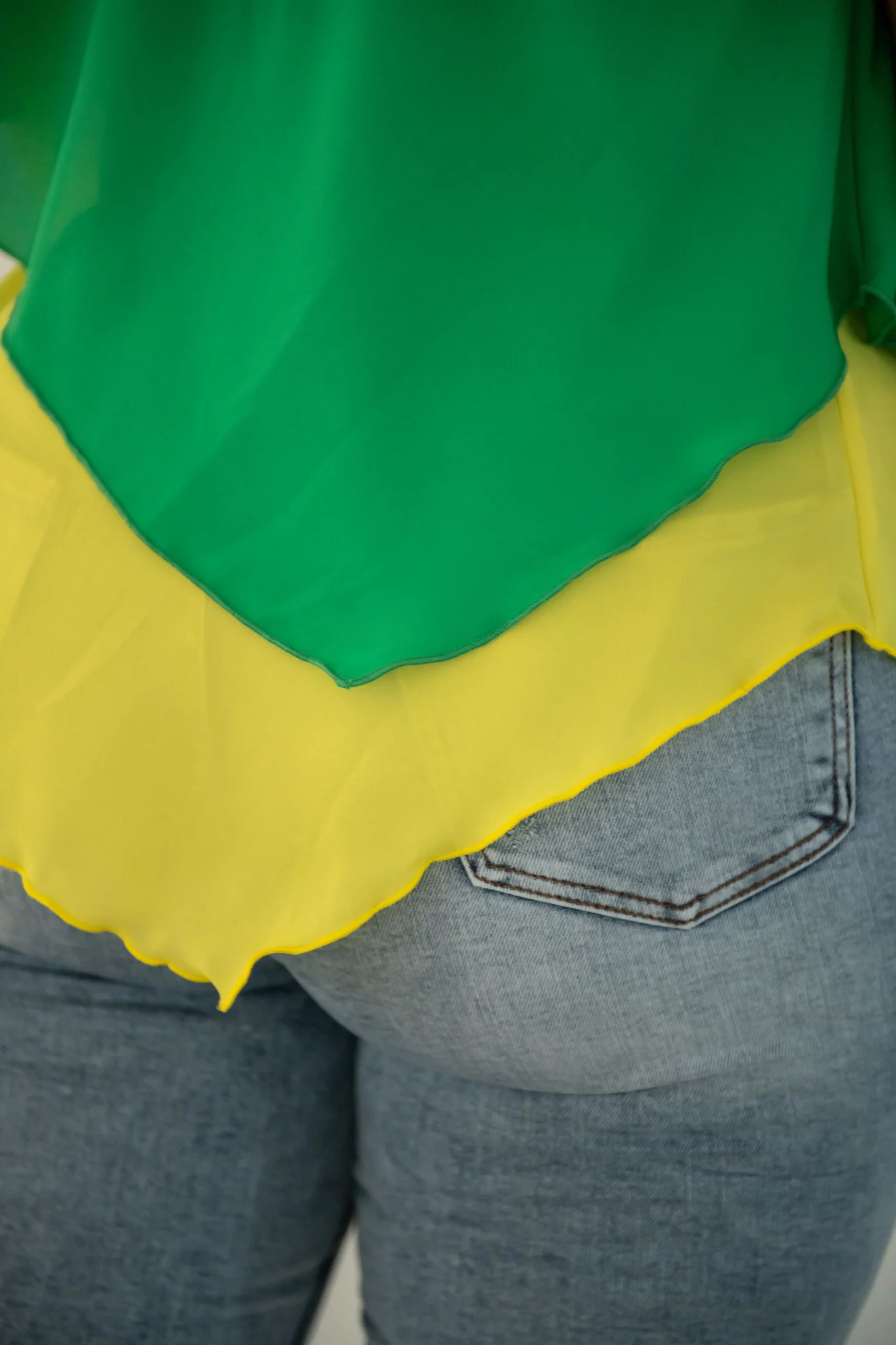 Blusa de un hombro asimétrica - Imagen 3