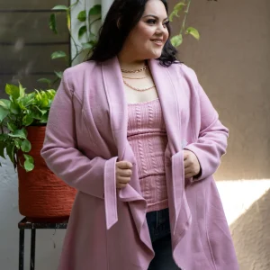 Abrigo gabardina asimétrico