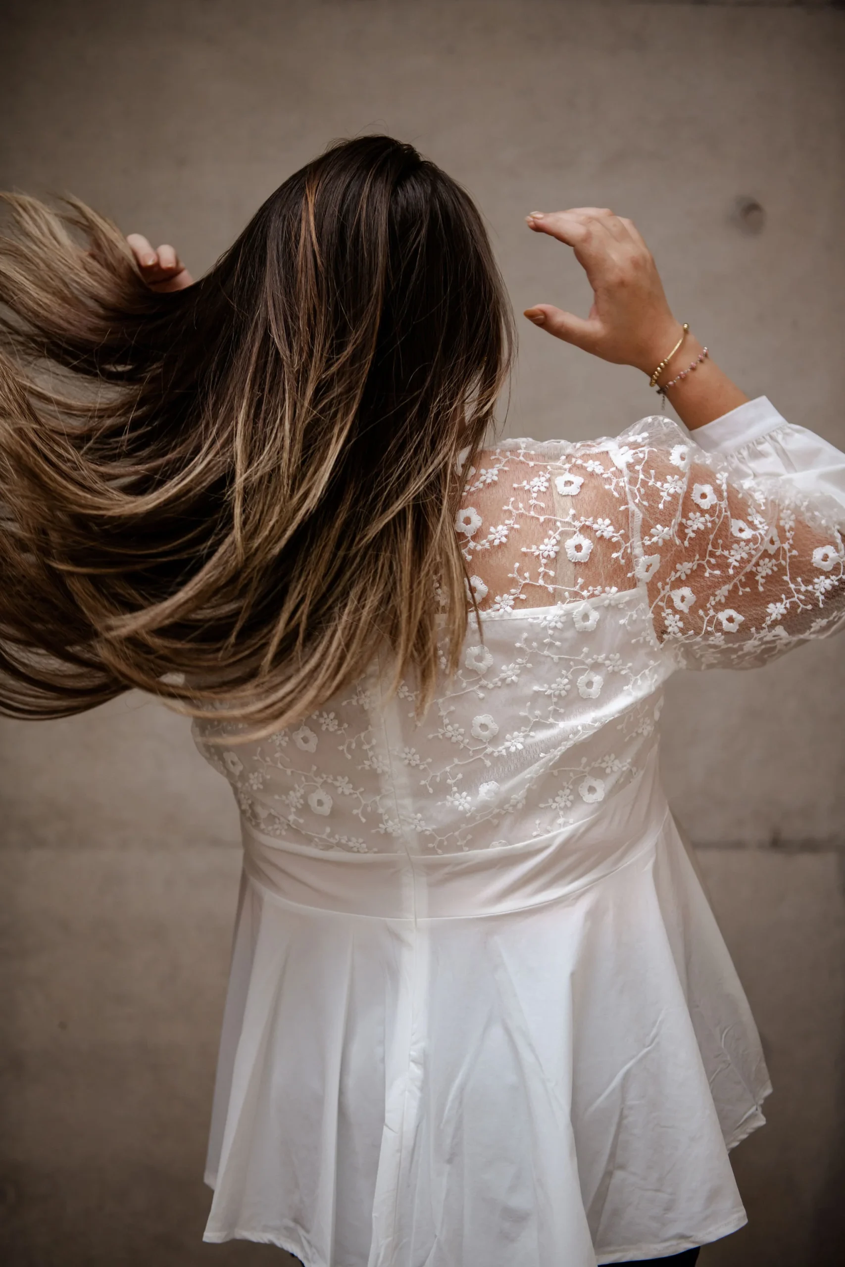 Blusa de fiesta corte pemplum - Imagen 5