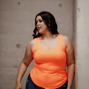 BLUSA BÁSICA DE TIRANTE GRUESO