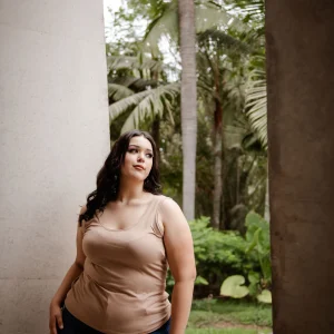 BLUSA BÁSICA DE TIRANTE GRUESO