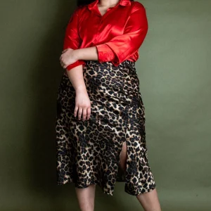 Falda En Satin Animal Print