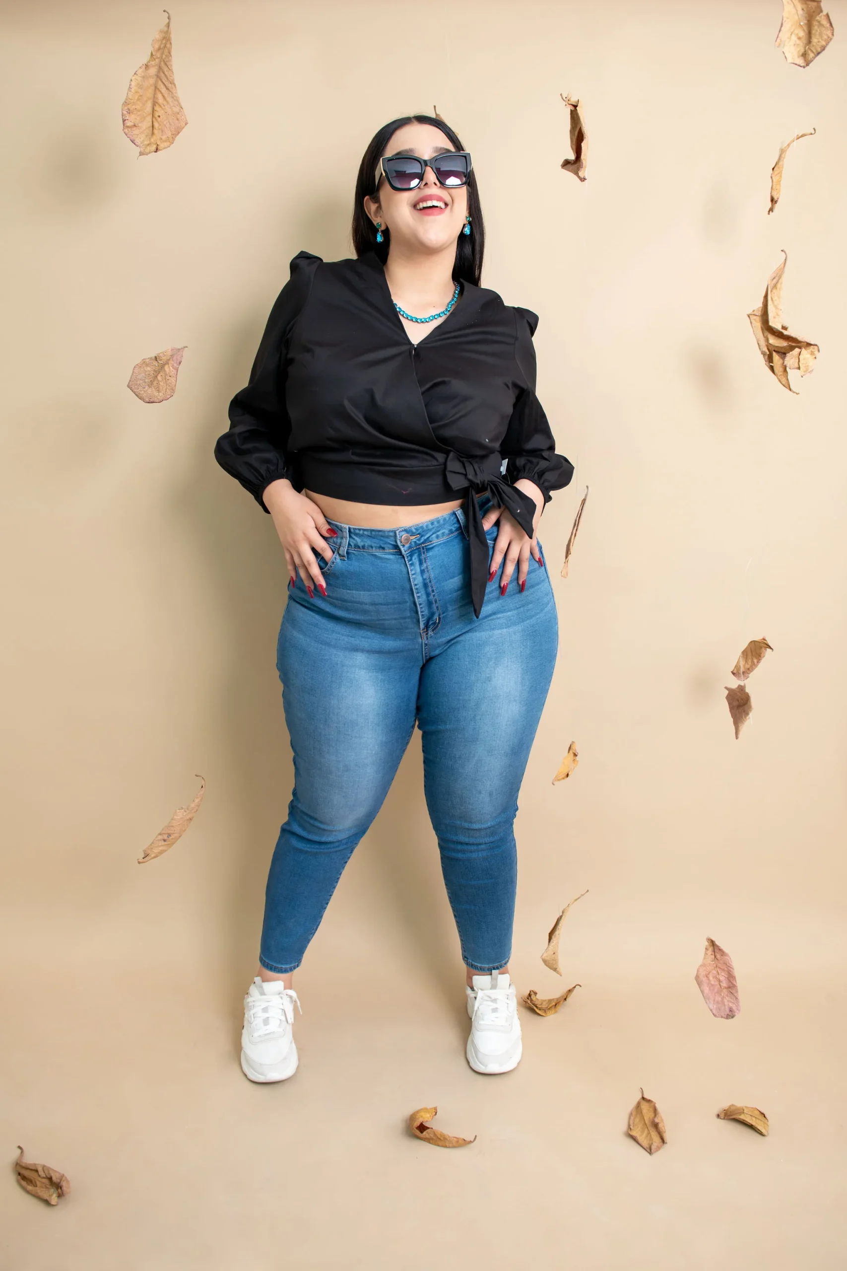 Blusa tipo croptop manga larga