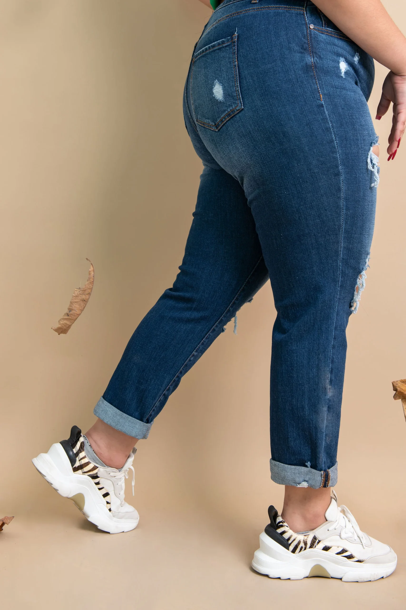 Jeans boyfriend con roturas - Imagen 9