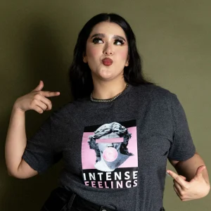 Camiseta Estampada Intense Feelings