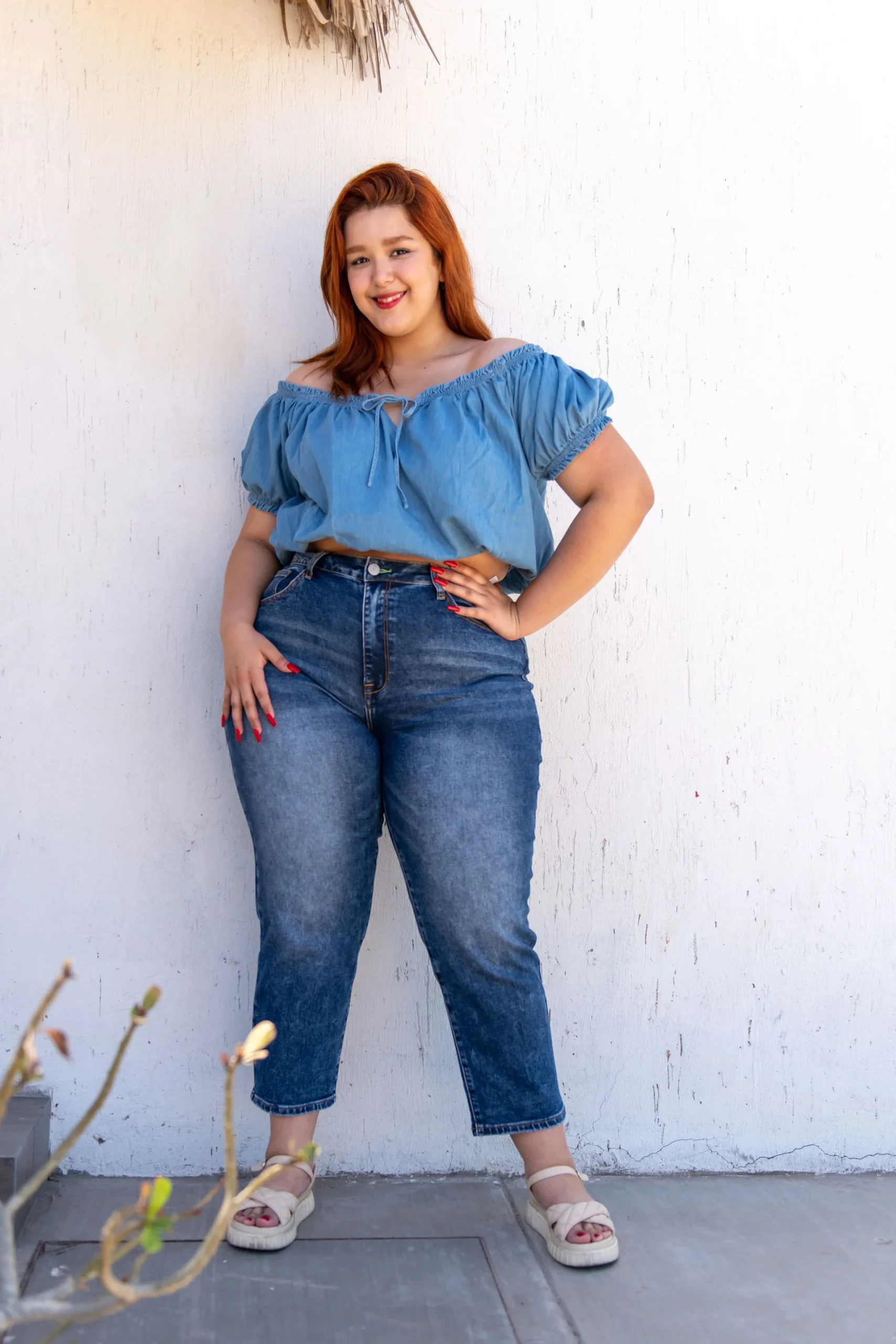 Blusa a los hombros con elástico