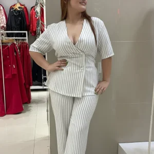 Set Blusa Y Pantalon Estampado Lineas