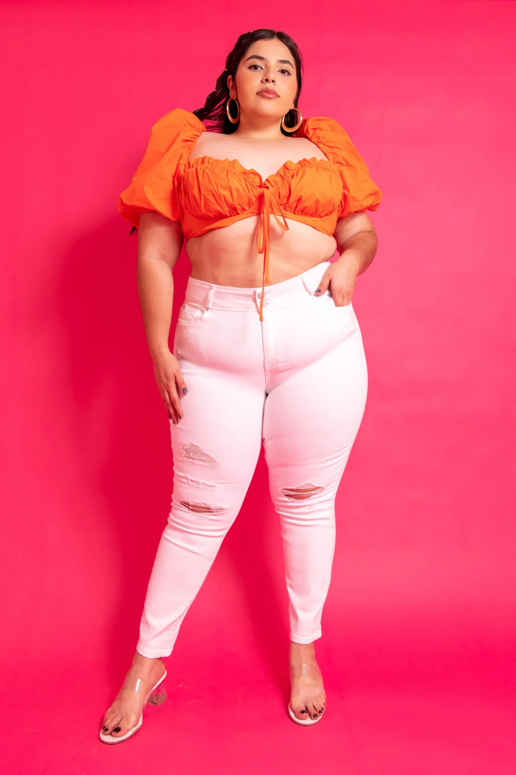 Crop top manga abullonada