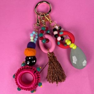 Charm Pompon Cobre