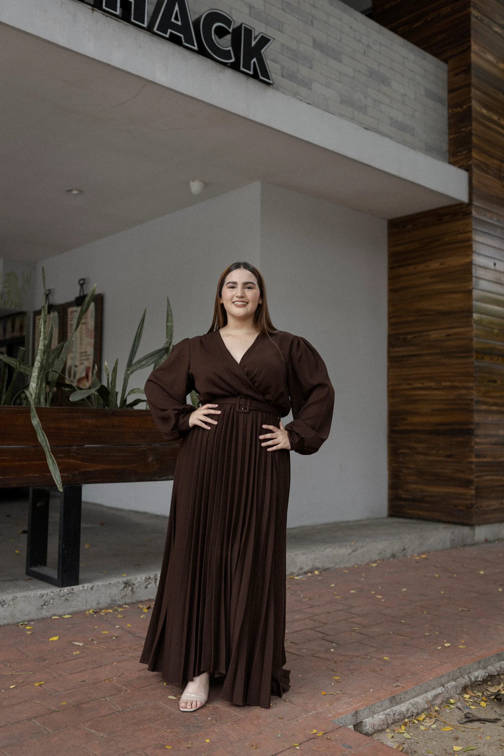 Vestido De Fiesta Manga Larga - Imagen 3