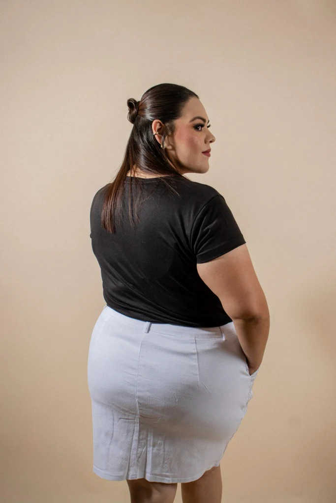 Falda de Mezclilla Corta con Piedras - Imagen 3