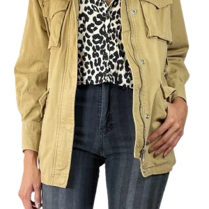 Chaqueta Beige con Cinturón