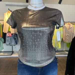 Camiseta con Aplicación Plateada