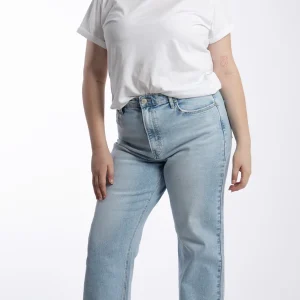 Jeans Corte Recto Mezclilla Clara