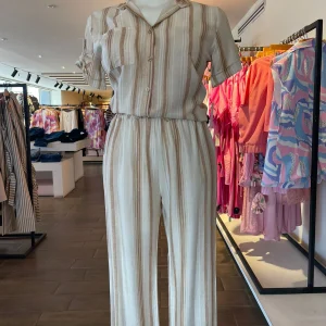 Set De Blusa Manga Corta  y Pantalón