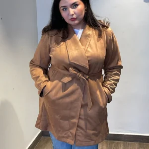 Abrigo gabardina con lazo