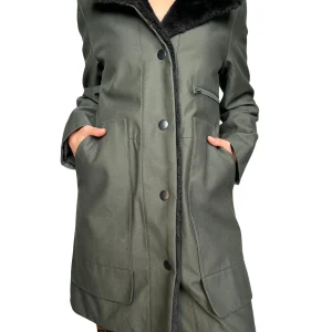 Abrigo Piel Sintética